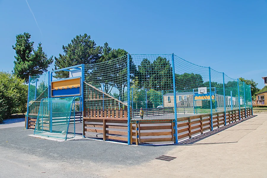 infrastructure sportive au campig kerarno